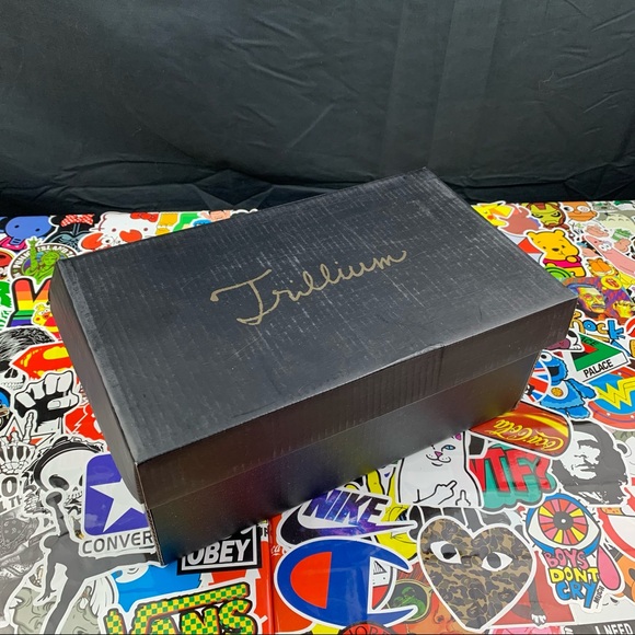 Trillium Iridescent Adjustable Sandals Var. Sizes - Picture 10 of 10